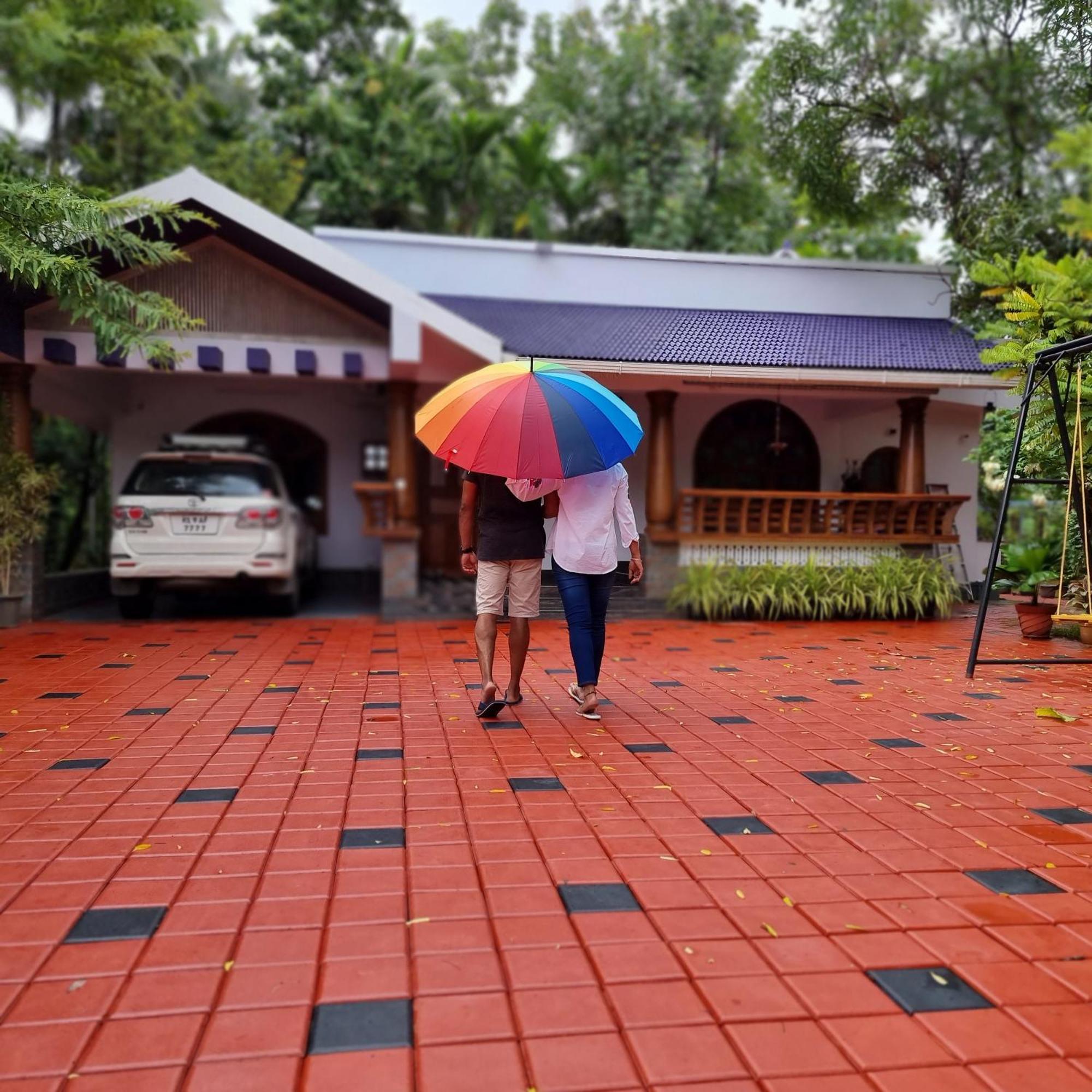 Serenity Villa And Treehouse Palakkad Bagian luar foto